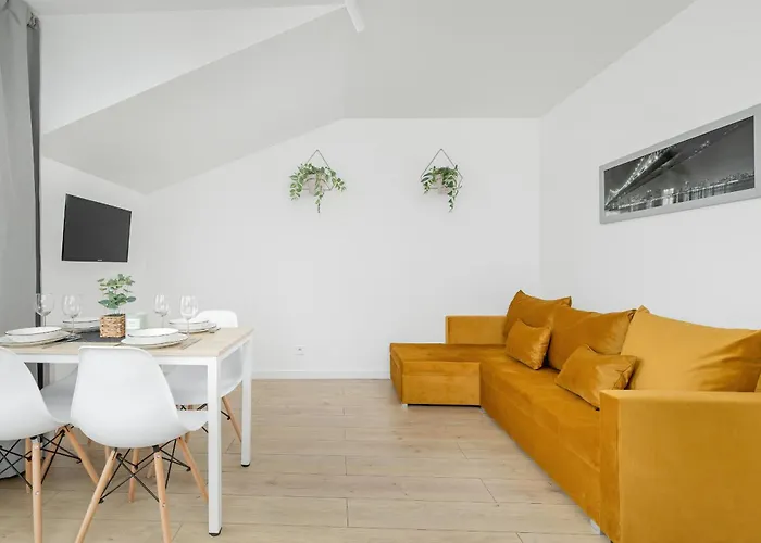 Klimatyzowany Apartament Dla 4 Osob W Krakowie By Rent Like Home