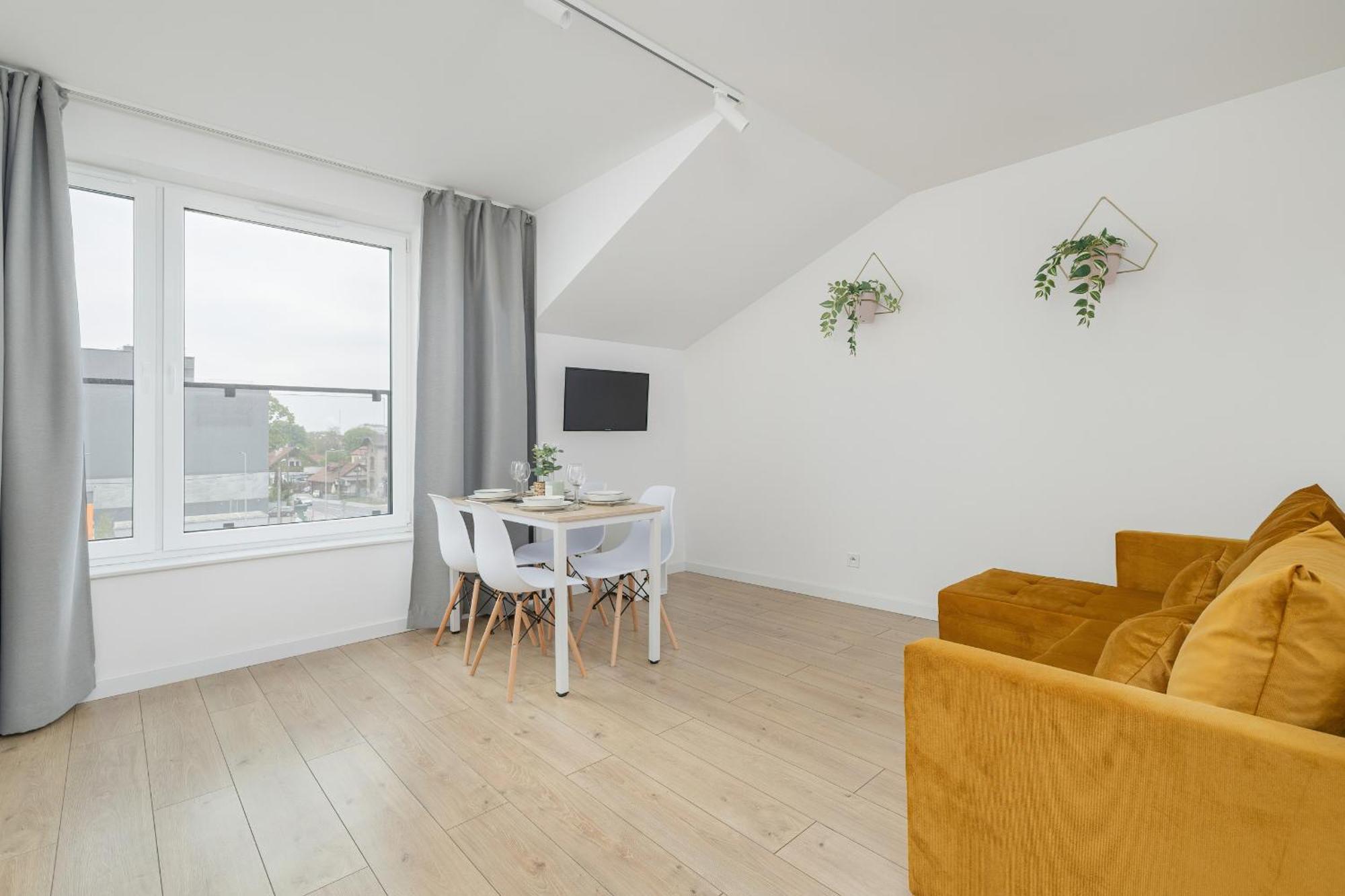 Apartament Klimatyzowany Dla 4 Osob W Krakowie By Rent Like *